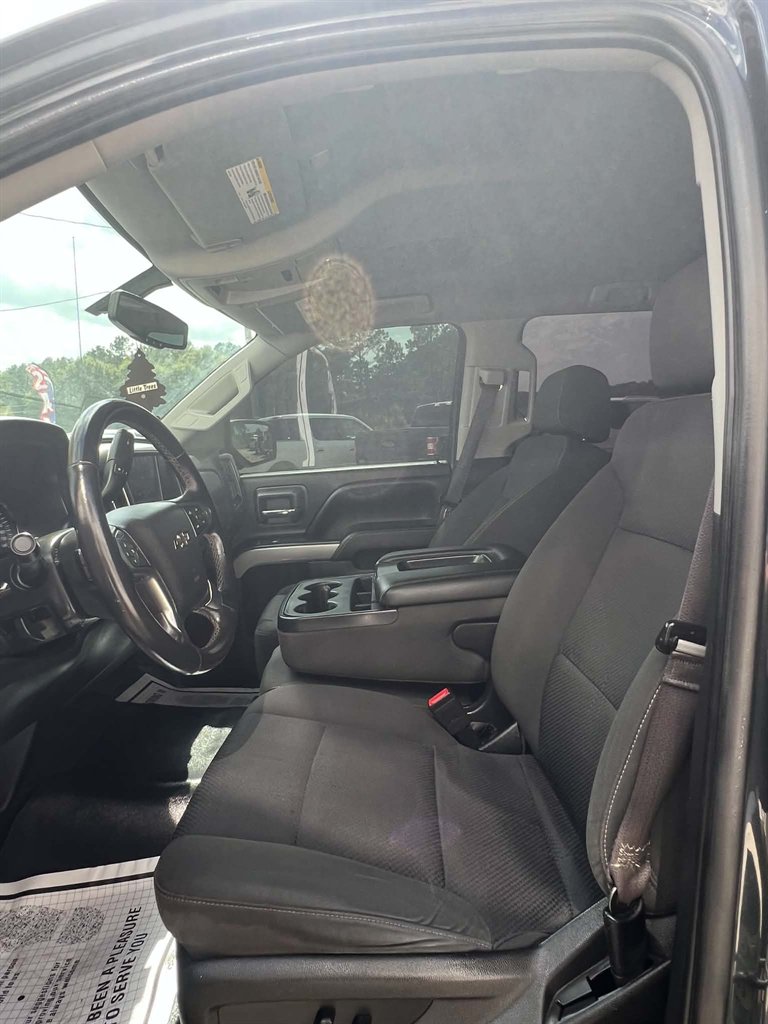 2017 Chevrolet Silverado - $22,900