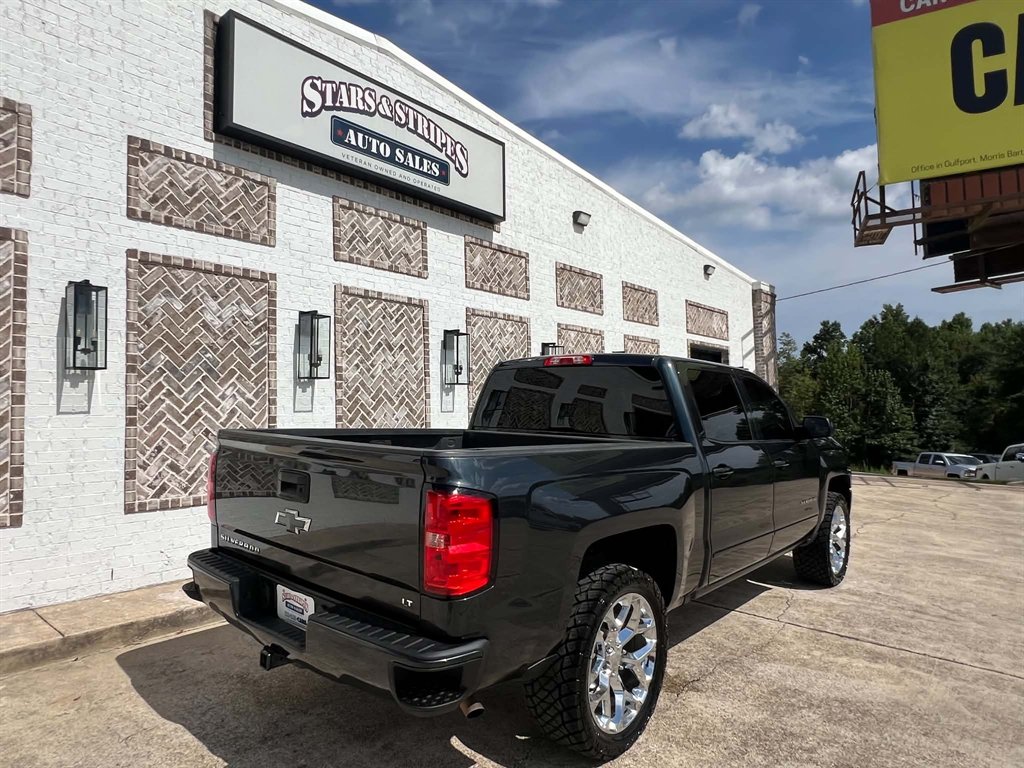 2017 Chevrolet Silverado - $22,900