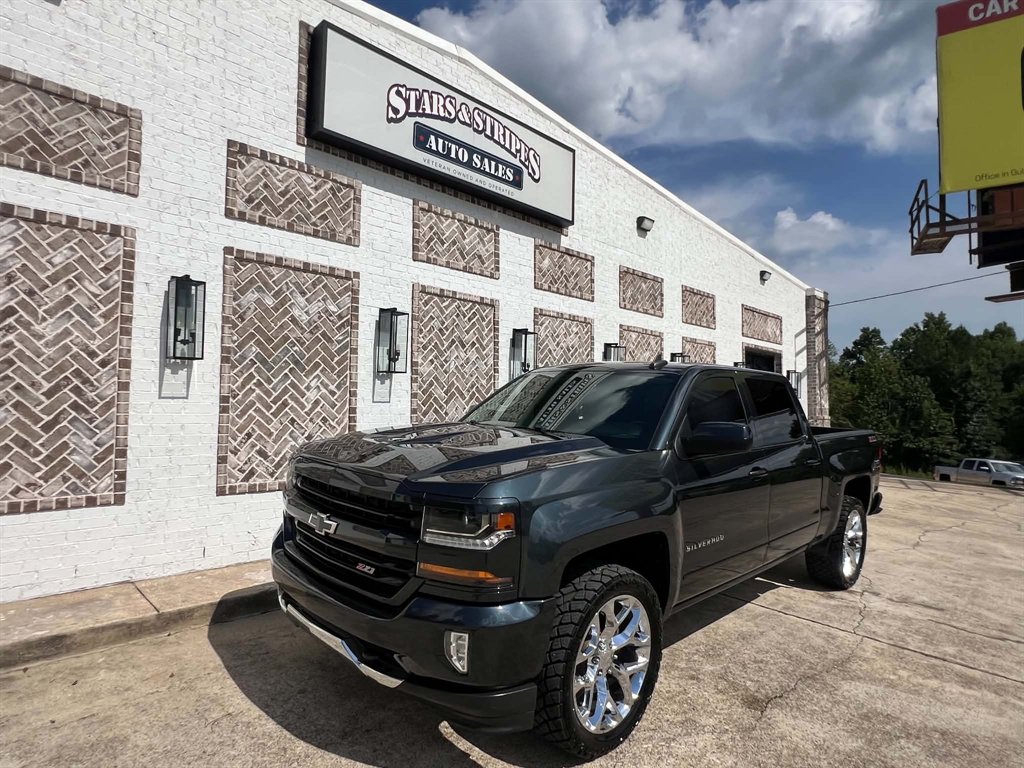 2017 Chevrolet Silverado - $22,900