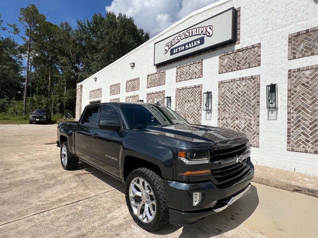 2017 Chevrolet Silverado - $22,900