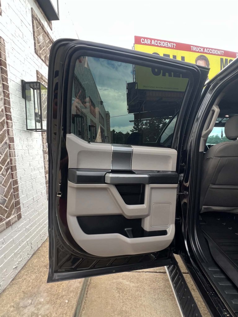 2018 Ford F-150 - $26,900