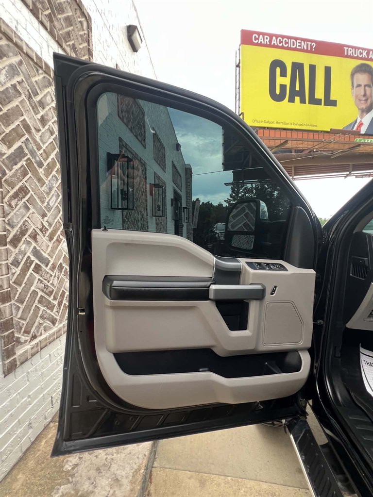 2018 Ford F-150 - $26,900