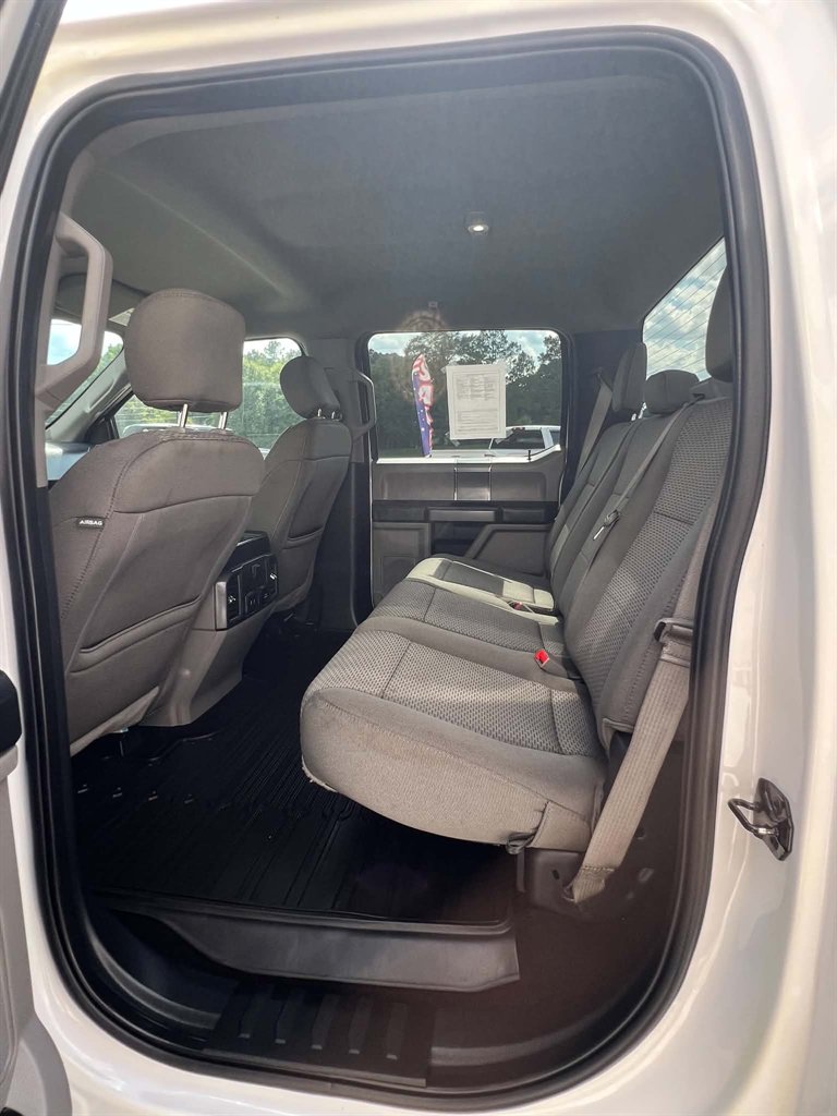2019 Ford F150 - $28,900