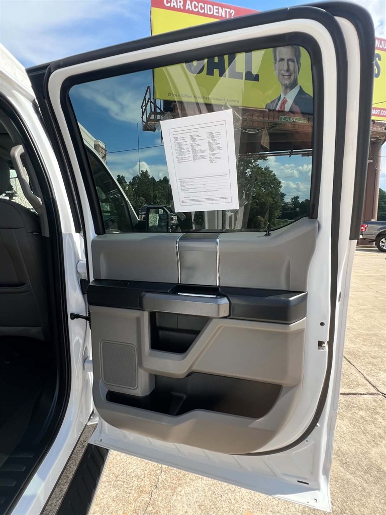2019 Ford F150 - $28,900