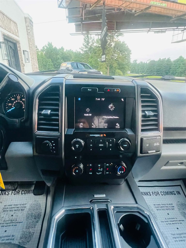 2018 Ford F-150 - $25,900