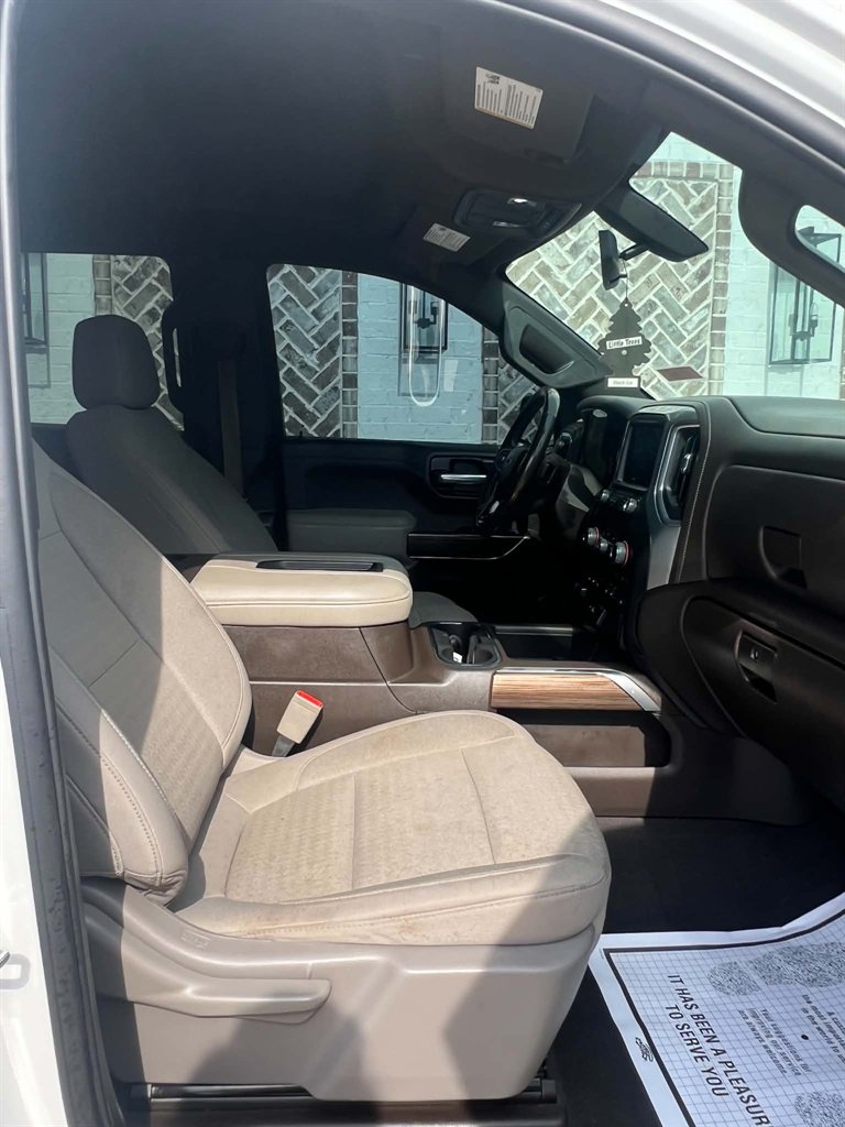 2021 Chevrolet Silverado - $26,900