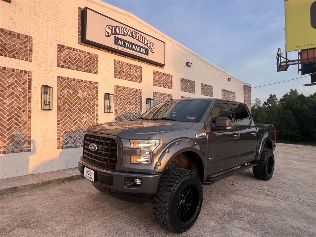 2017 Ford F-150 - $28,900