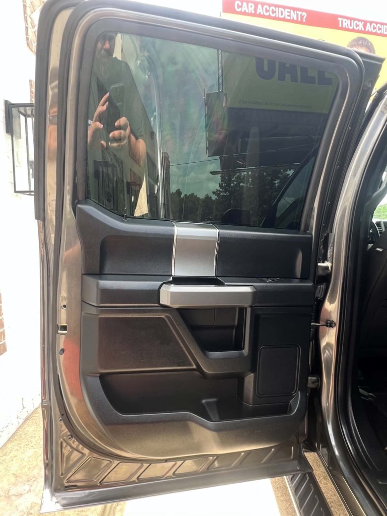 2017 Ford F-150 - $28,900