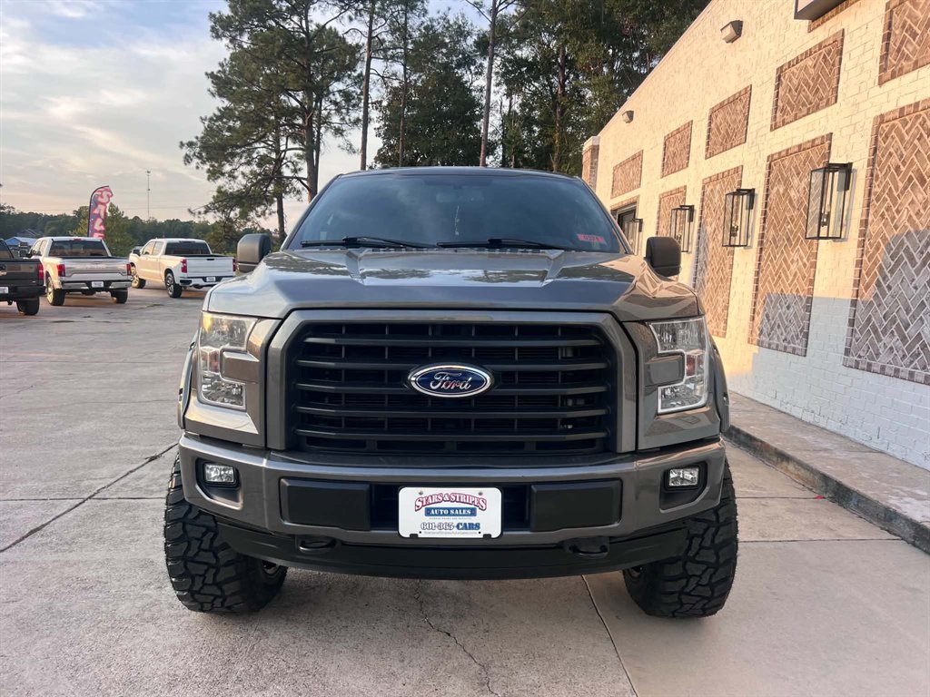 2017 Ford F-150 - $28,900