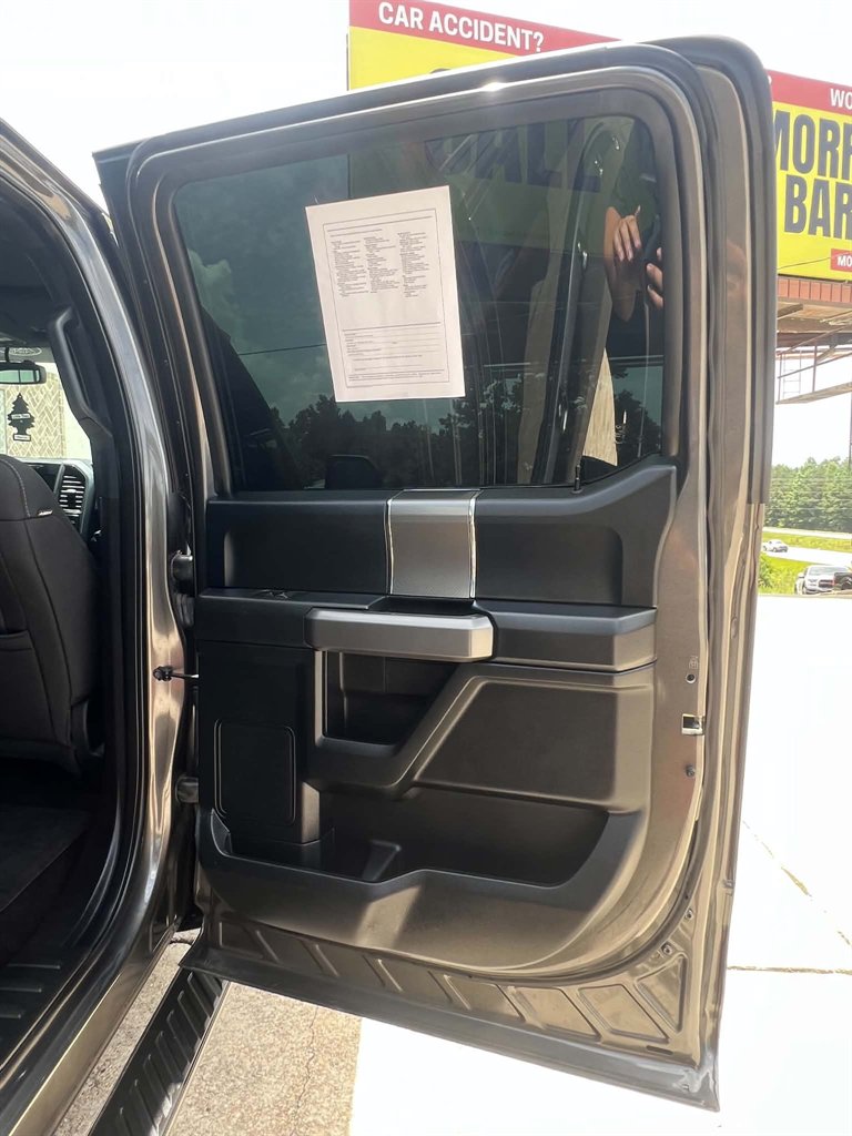 2017 Ford F-150 - $28,900