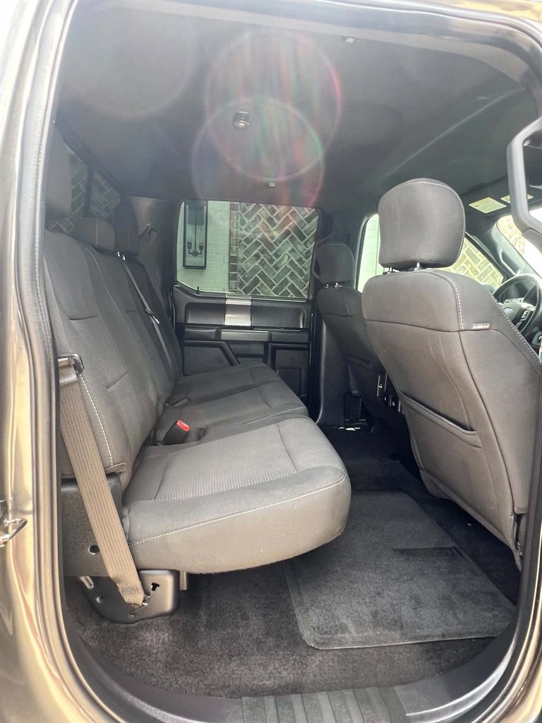 2017 Ford F-150 - $28,900