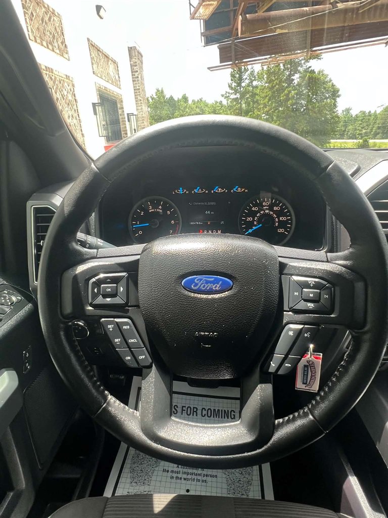 2017 Ford F-150 - $28,900