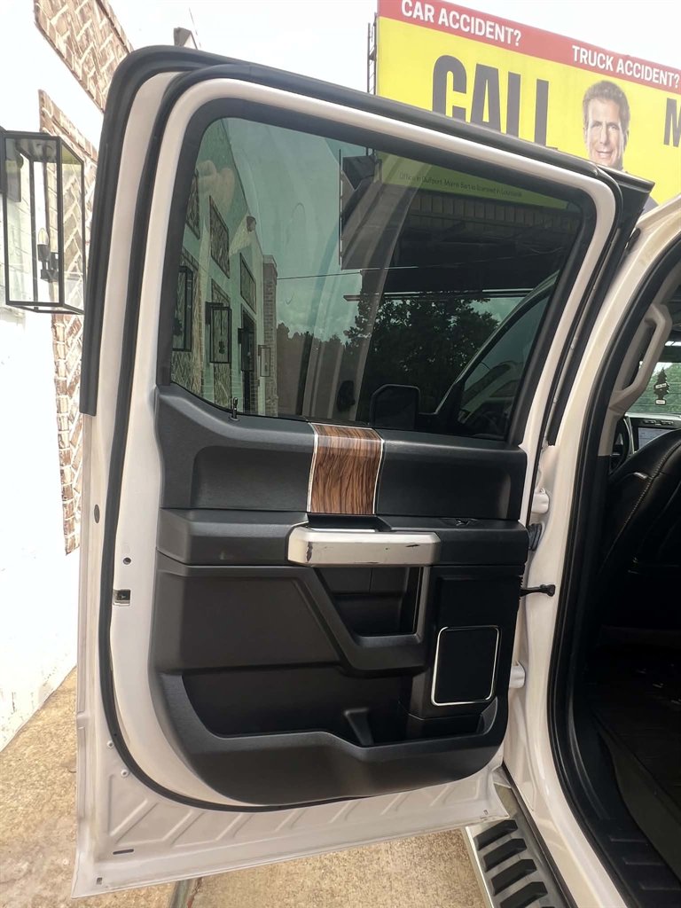 2019 Ford F150 - $29,900