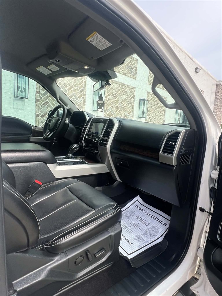 2019 Ford F150 - $29,900