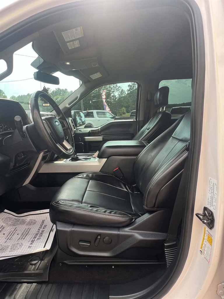 2019 Ford F150 - $29,900