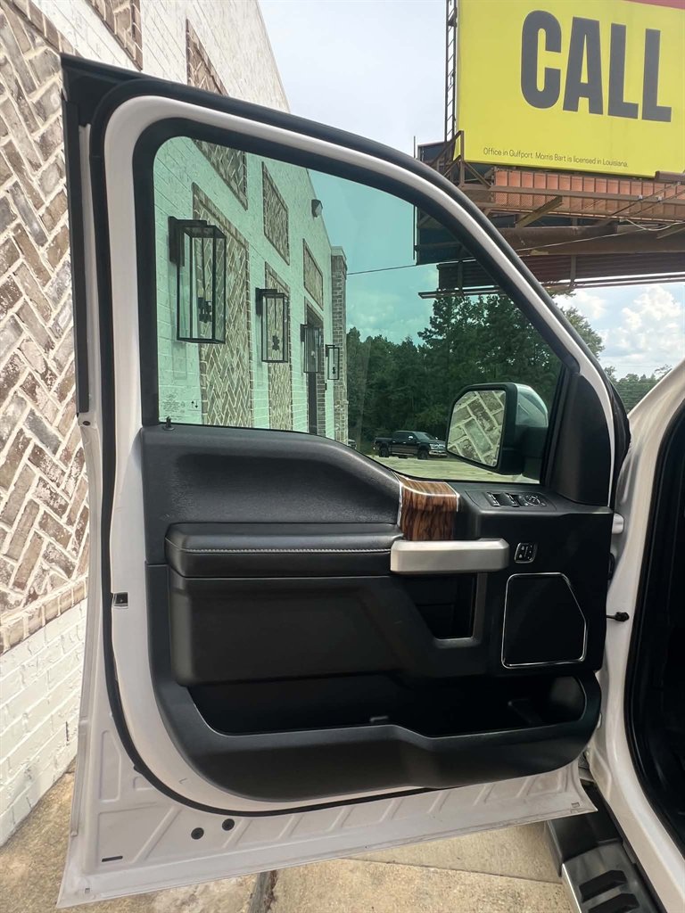 2019 Ford F150 - $29,900