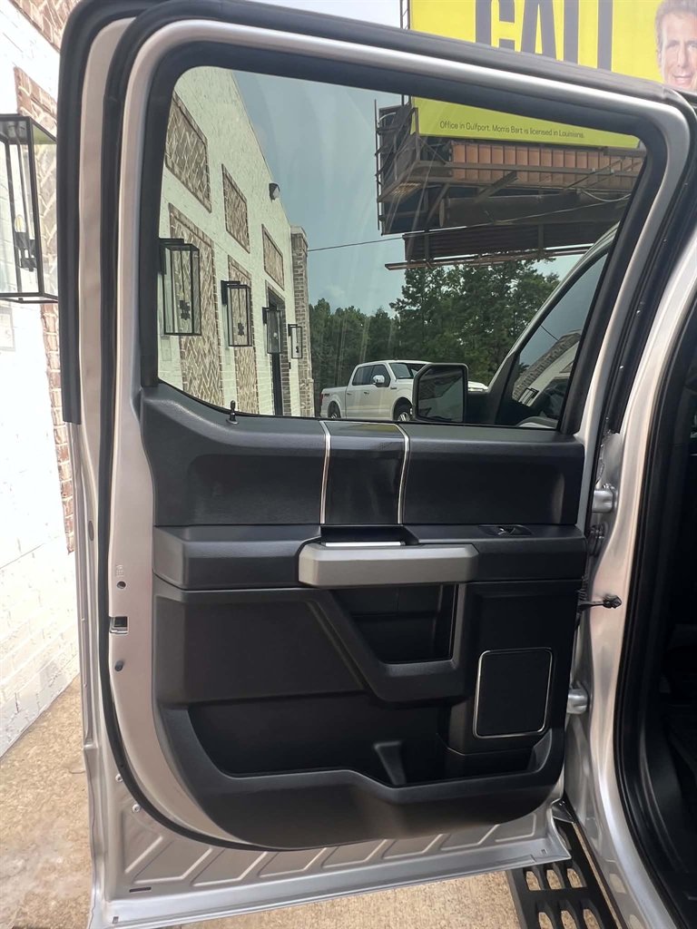 2017 Ford F-150 - $33,900