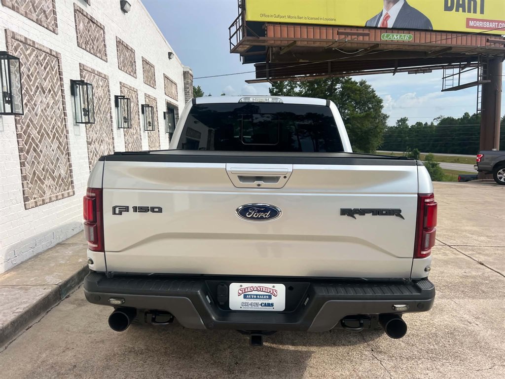 2017 Ford F-150 - $33,900