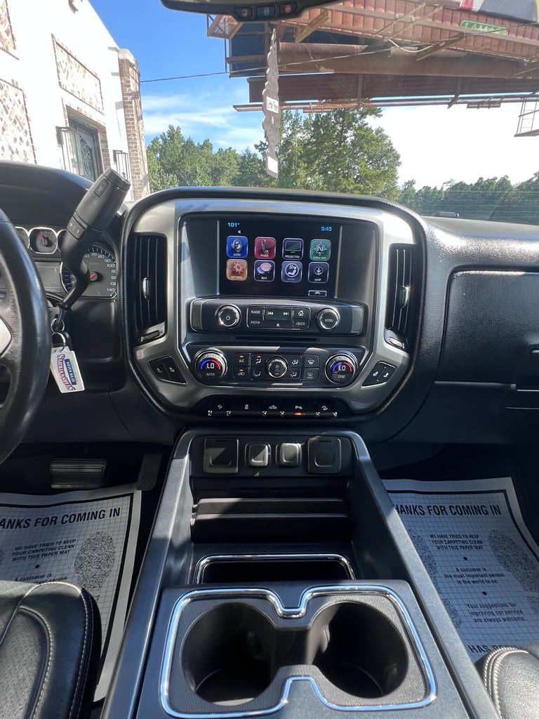 2017 Chevrolet Silverado - $24,900