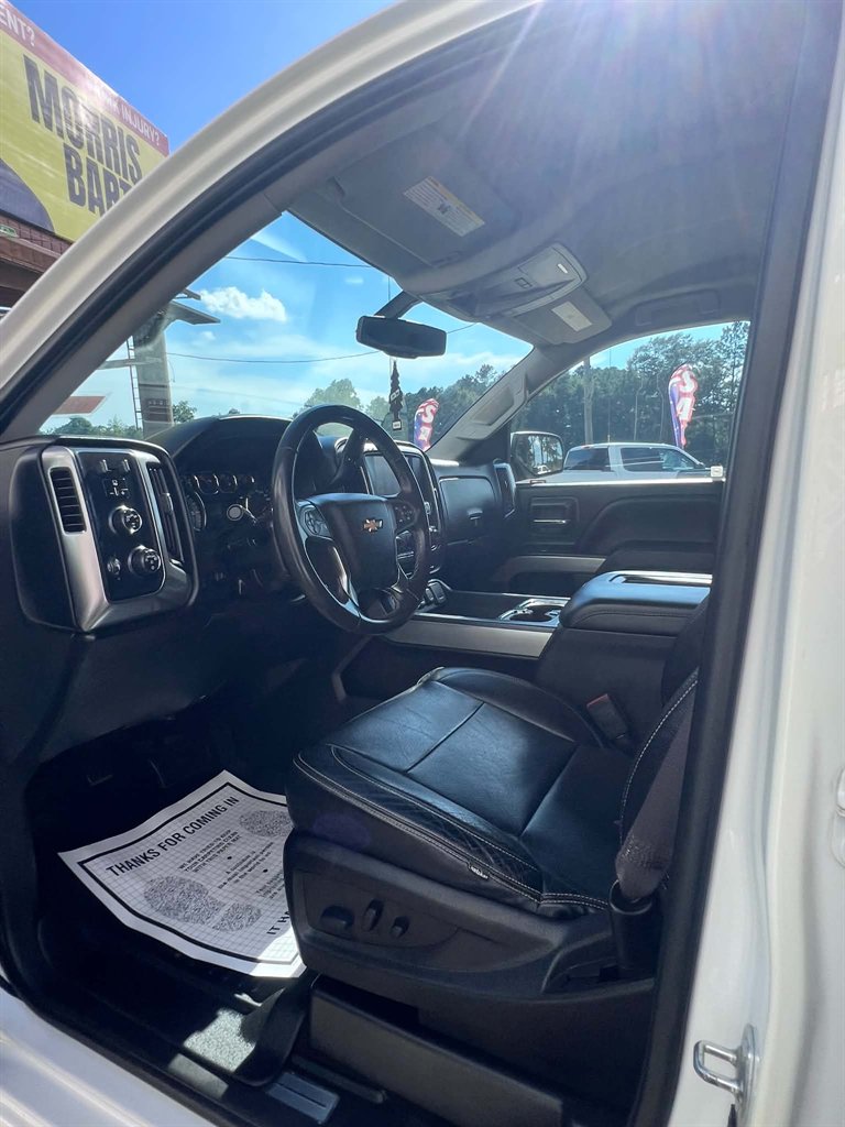 2017 Chevrolet Silverado - $24,900