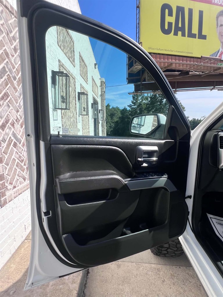 2017 Chevrolet Silverado - $24,900