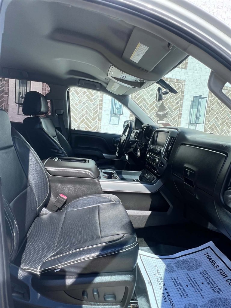 2017 Chevrolet Silverado - $24,900