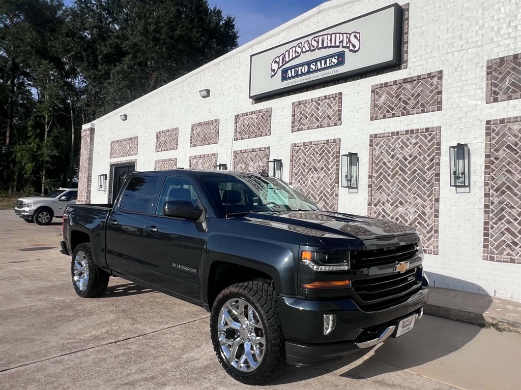 2017 Chevrolet Silverado - $23,900