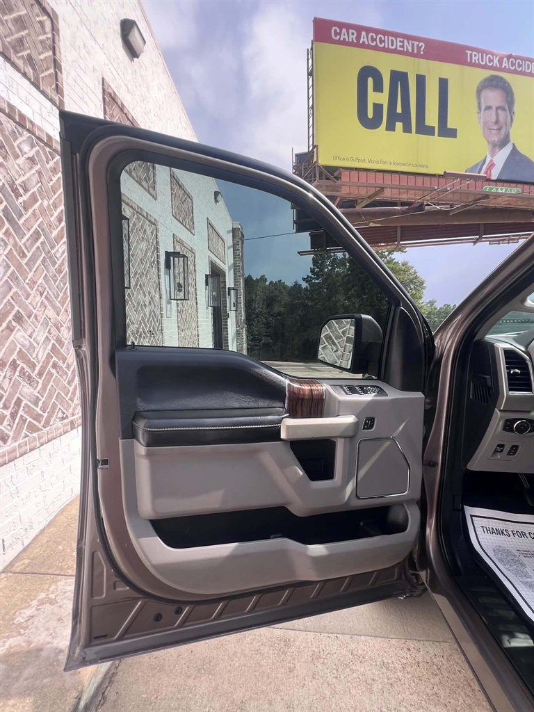 2020 Ford F-150 - $29,900