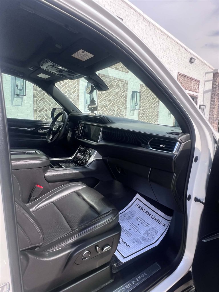 2021 GMC Yukon - $45,900