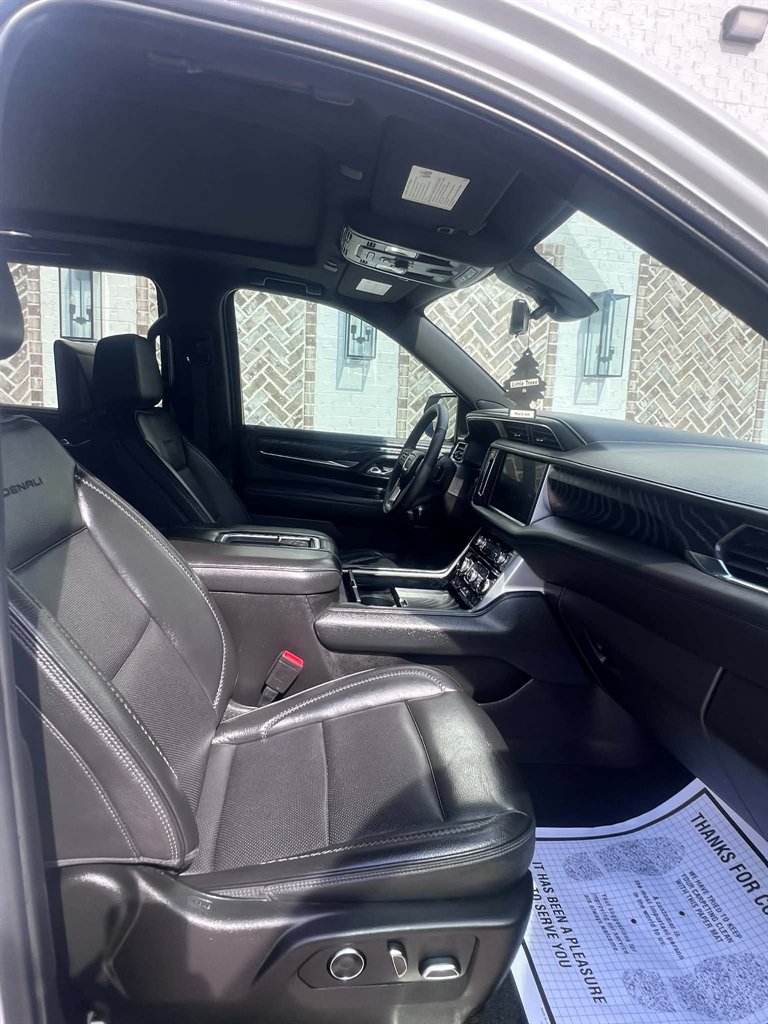 2021 GMC Yukon - $45,900