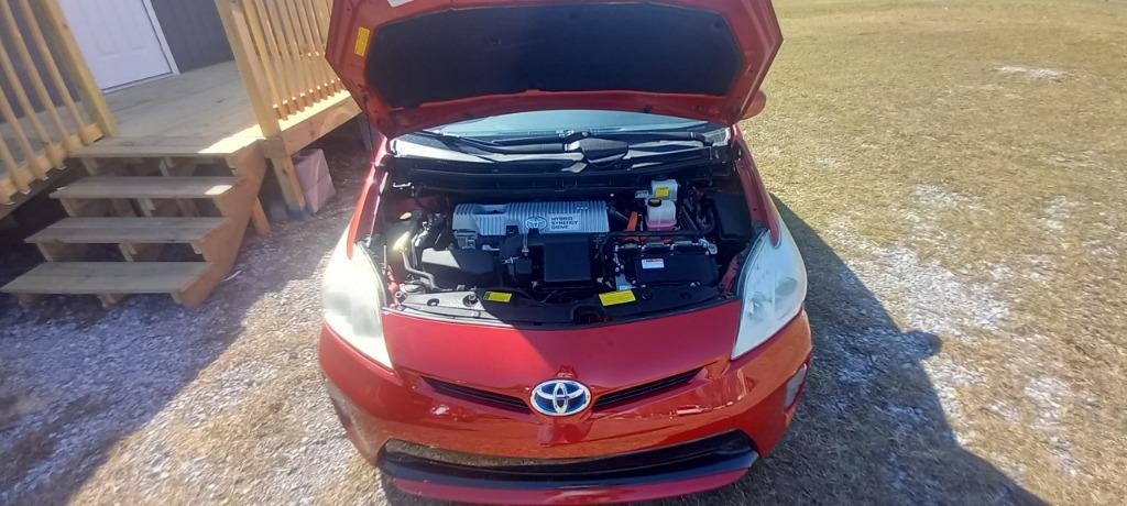 2014 Toyota Prius One photo