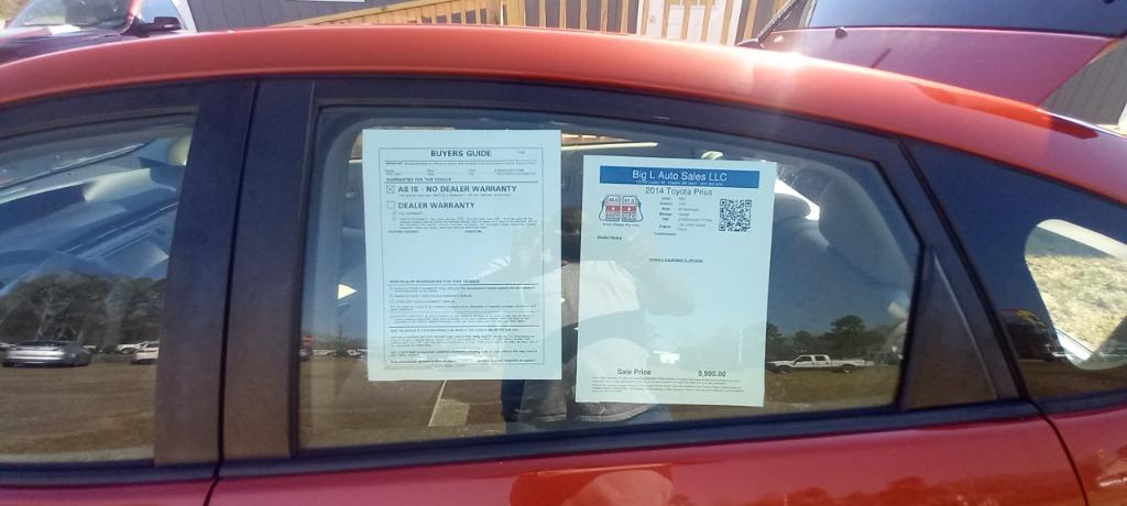 2014 Toyota Prius One photo
