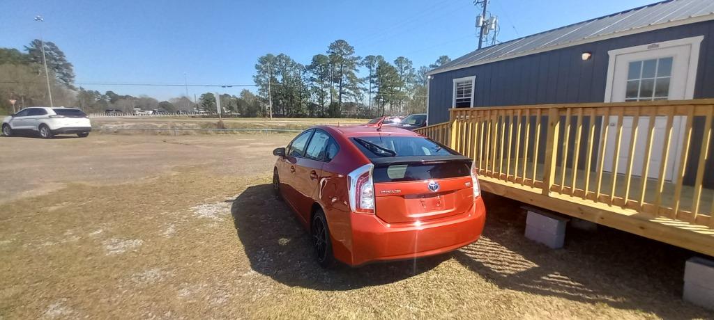 2014 Toyota Prius One photo