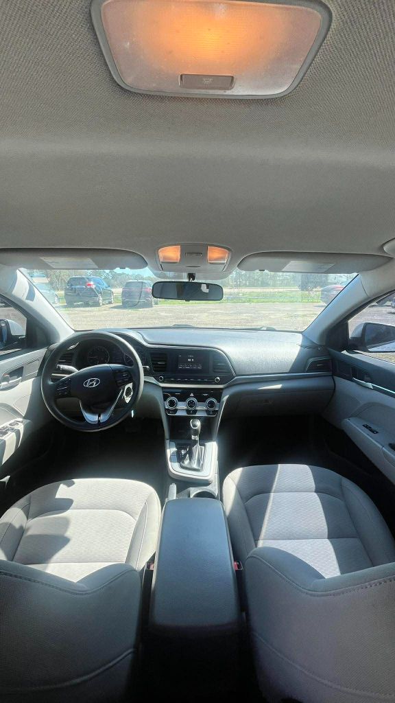 2019 Hyundai Elantra - $10,500