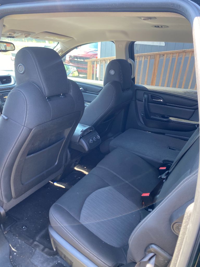 2017 Chevrolet Traverse - $8,700