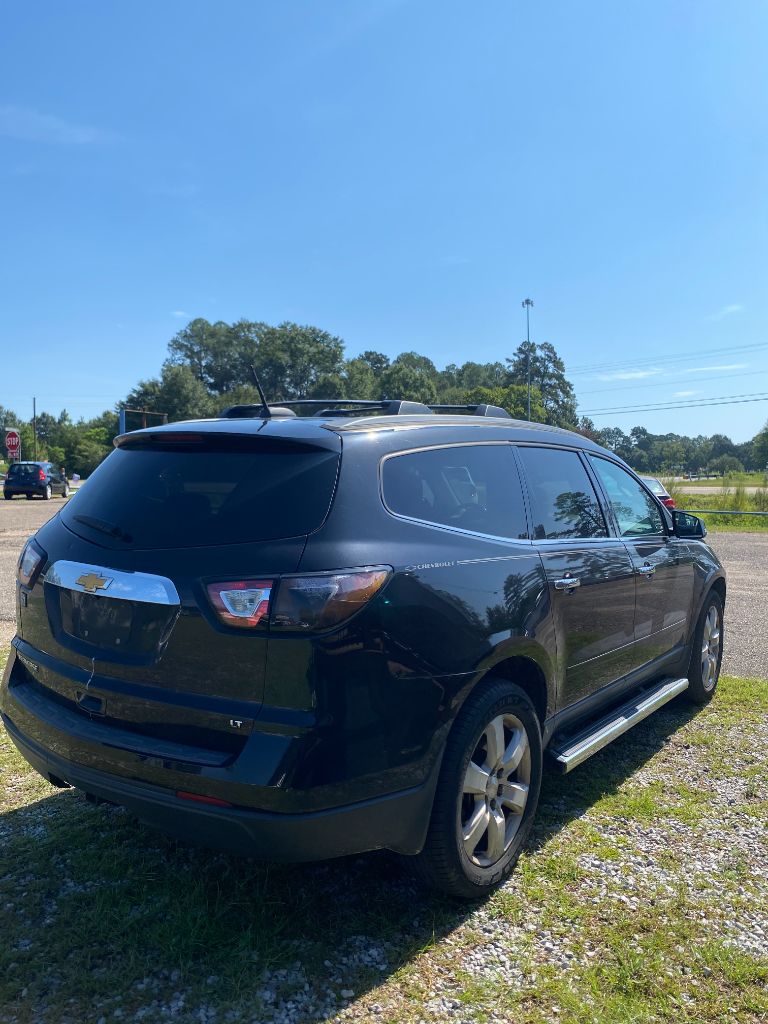 2017 Chevrolet Traverse - $8,700