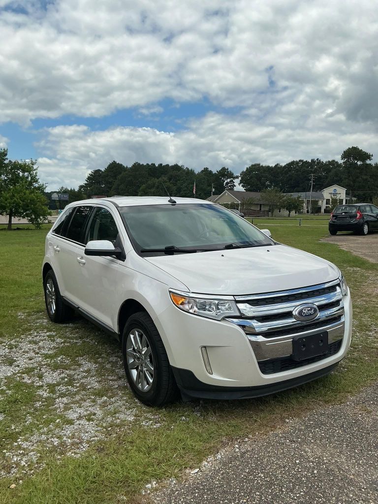 2013 Ford Edge - $9,995