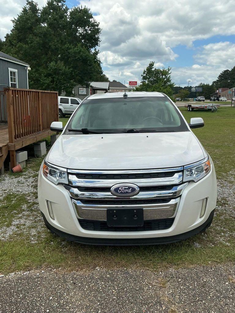 2013 Ford Edge - $9,995