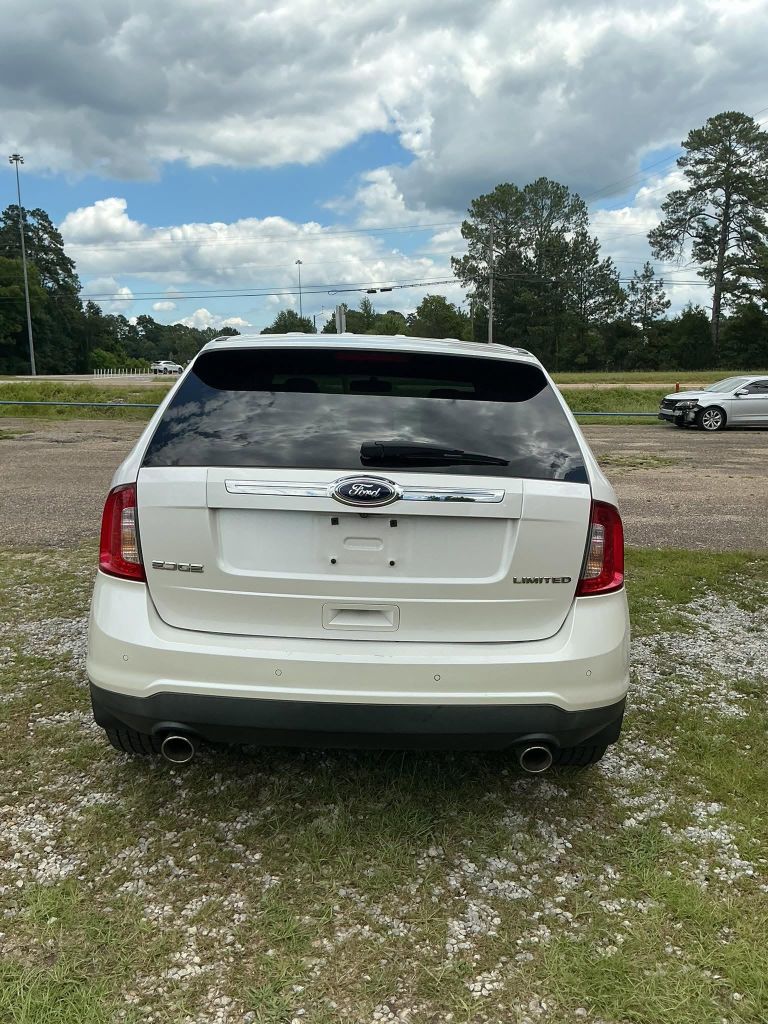 2013 Ford Edge - $9,995