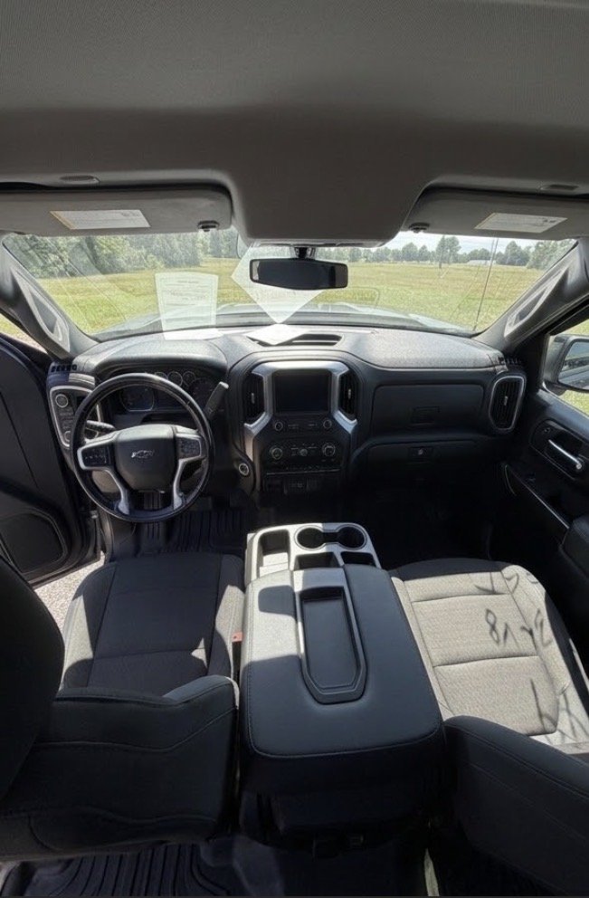 2019 Chevrolet Silverado - $19,995