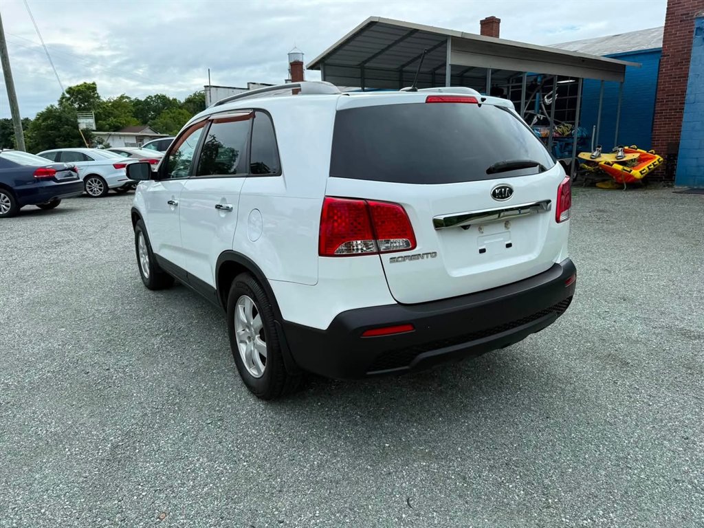 2013 Kia Sorento - $5,995