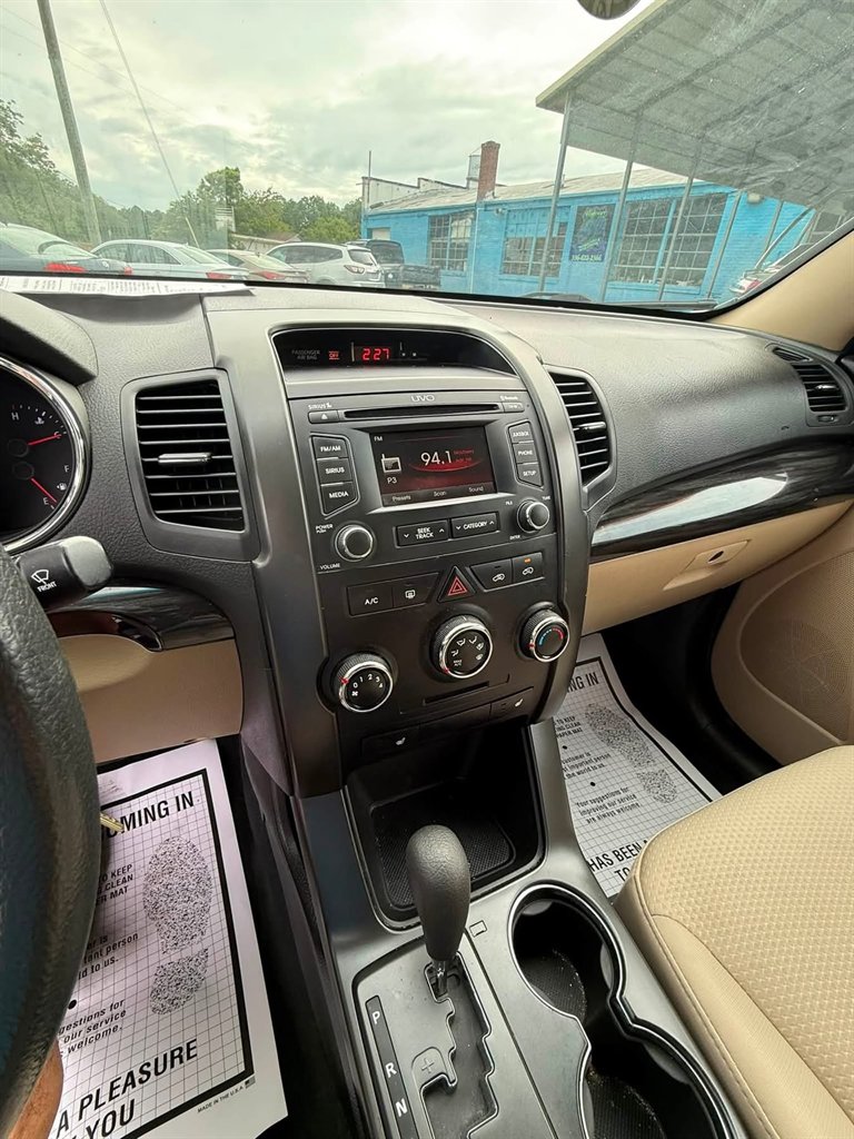 2013 Kia Sorento - $5,995