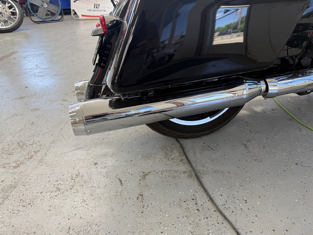 2021 Harley-davidson Road Glide - $16,995