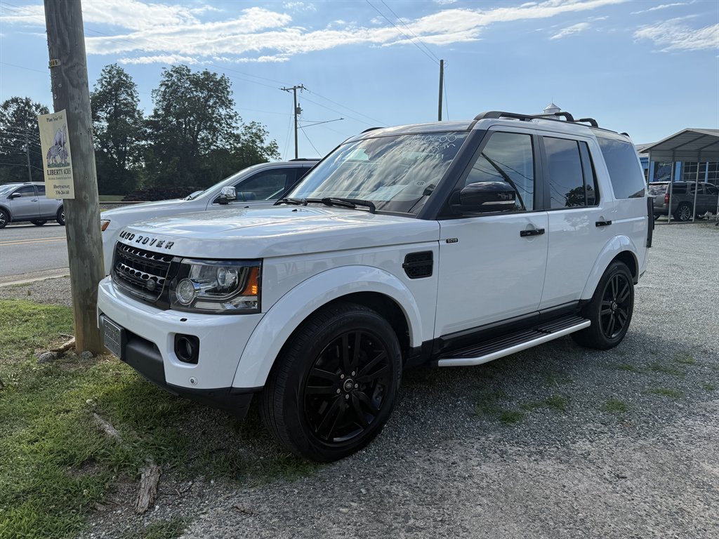 2016 Land Rover LR4 - $10,500