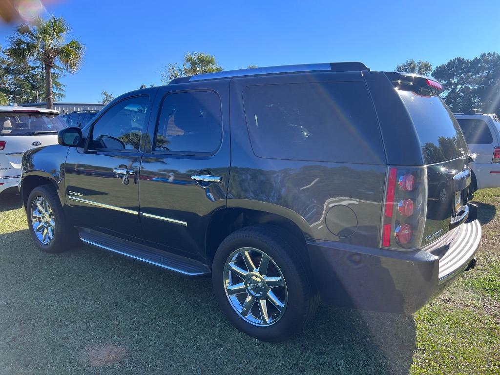 2013 GMC Yukon - $13,900
