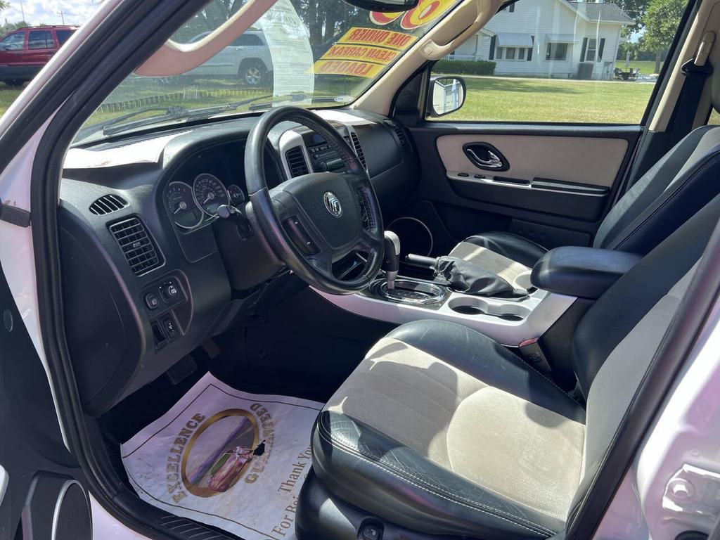 2005 Mercury Mariner - $8,400