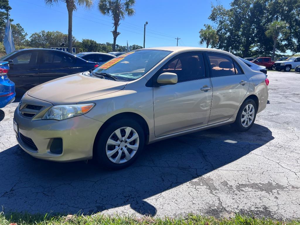 2012 Toyota Corolla - $11,800