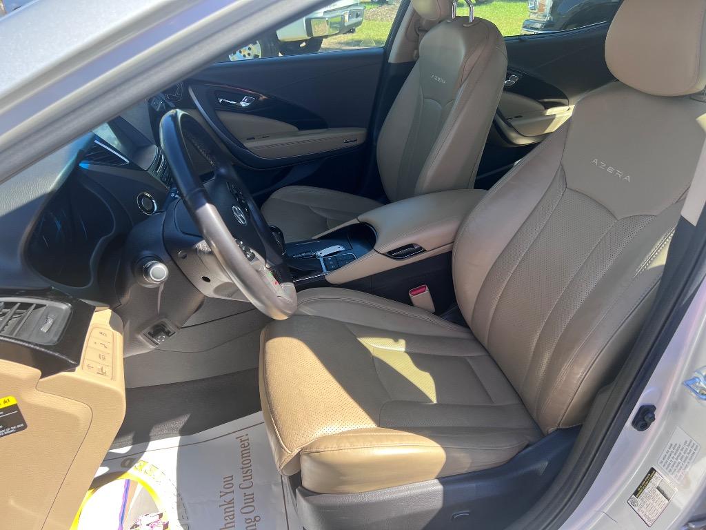 2016 Hyundai Azera - $14,500