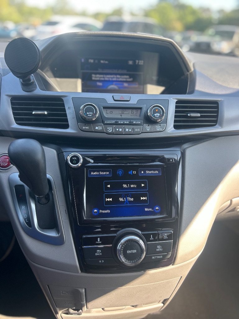 2014 Honda Odyssey EX photo