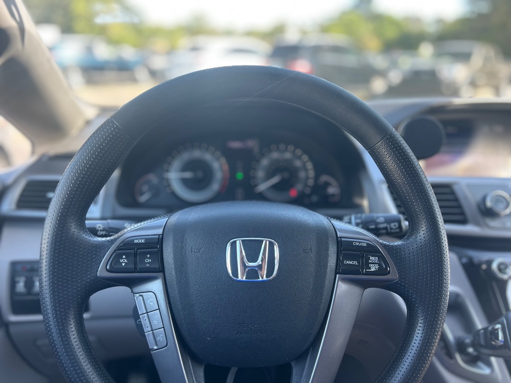 2014 Honda Odyssey EX photo
